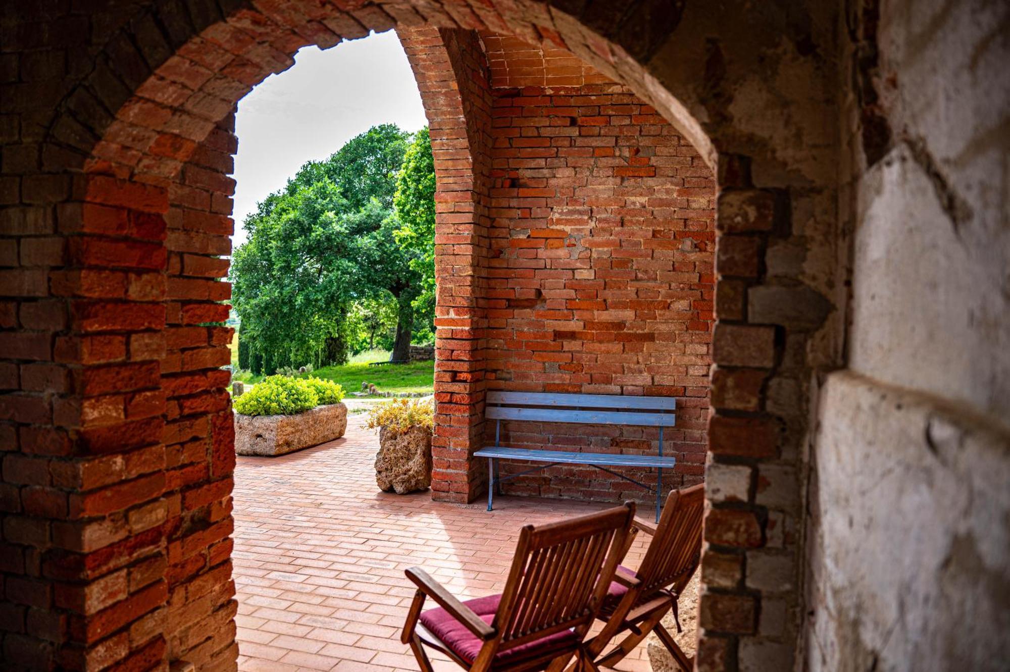 Agriturismo Poggio Antico Binami Buitenkant foto