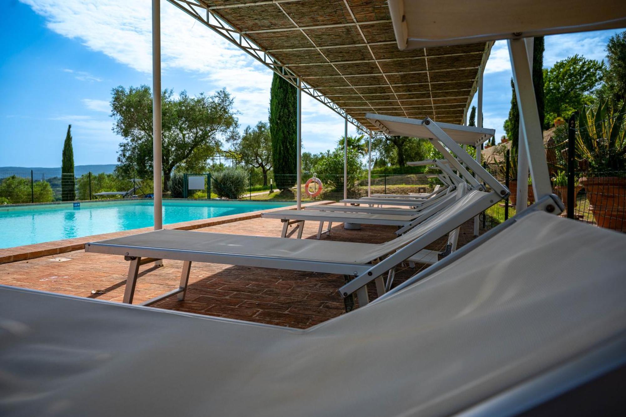 Agriturismo Poggio Antico Binami Buitenkant foto