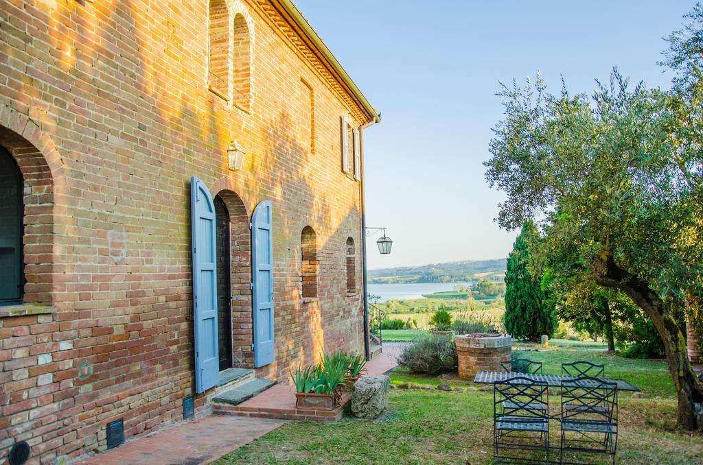Agriturismo Poggio Antico Binami Buitenkant foto